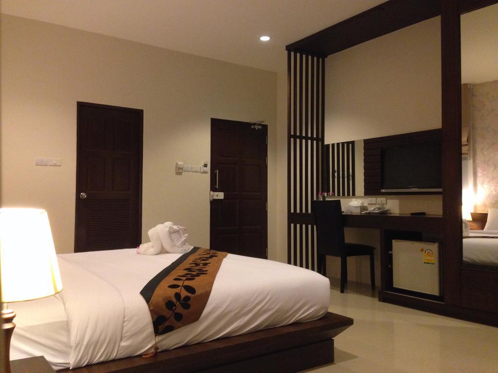 Krabi River View Hotel Buitenkant foto